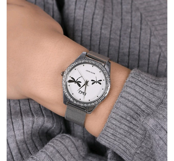 Часы наручные женские Q&Q QZ59-221