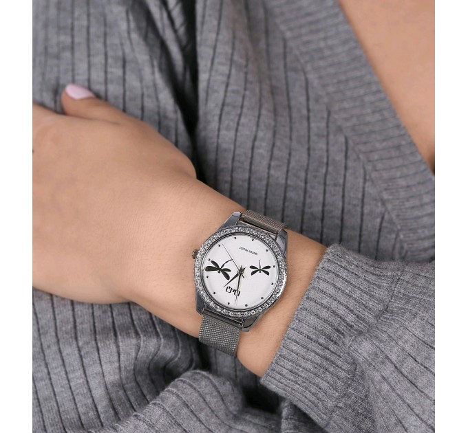 Часы наручные женские Q&Q QZ59-221